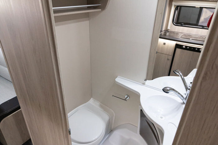 CARAVELAIR, ANTARES Style 450 cheio