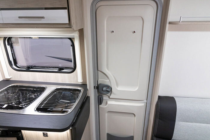 CARAVELAIR, ANTARES Style 450 cheio