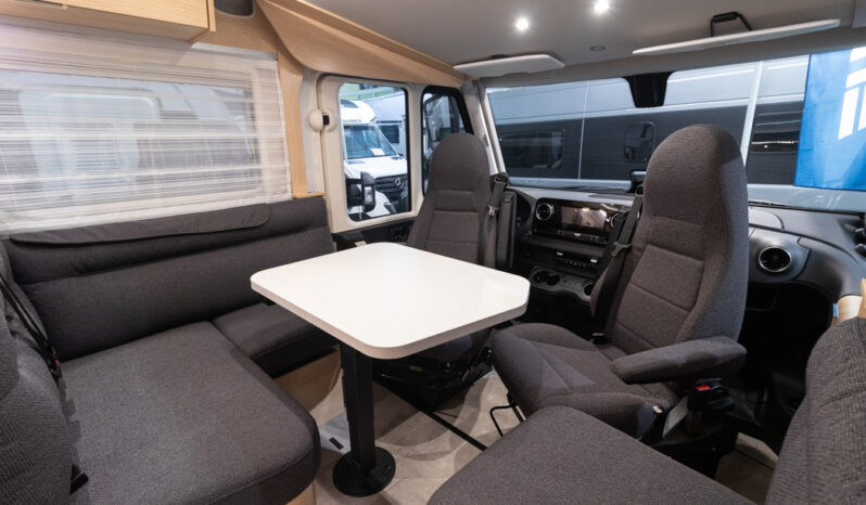 HYMER, BMC-i 680 Blackline cheio