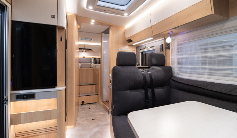HYMER, BMC-i 680 Blackline cheio